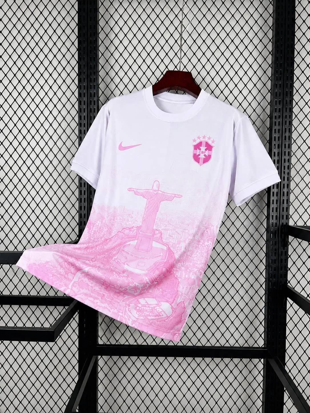 Maillot Seleção – Édition Cristo Redentor Rose | Été 2026 — Drip Seleção